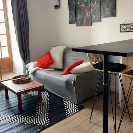 Appartement Avec Chambre Ouverte Bourg-Madame Exterior foto